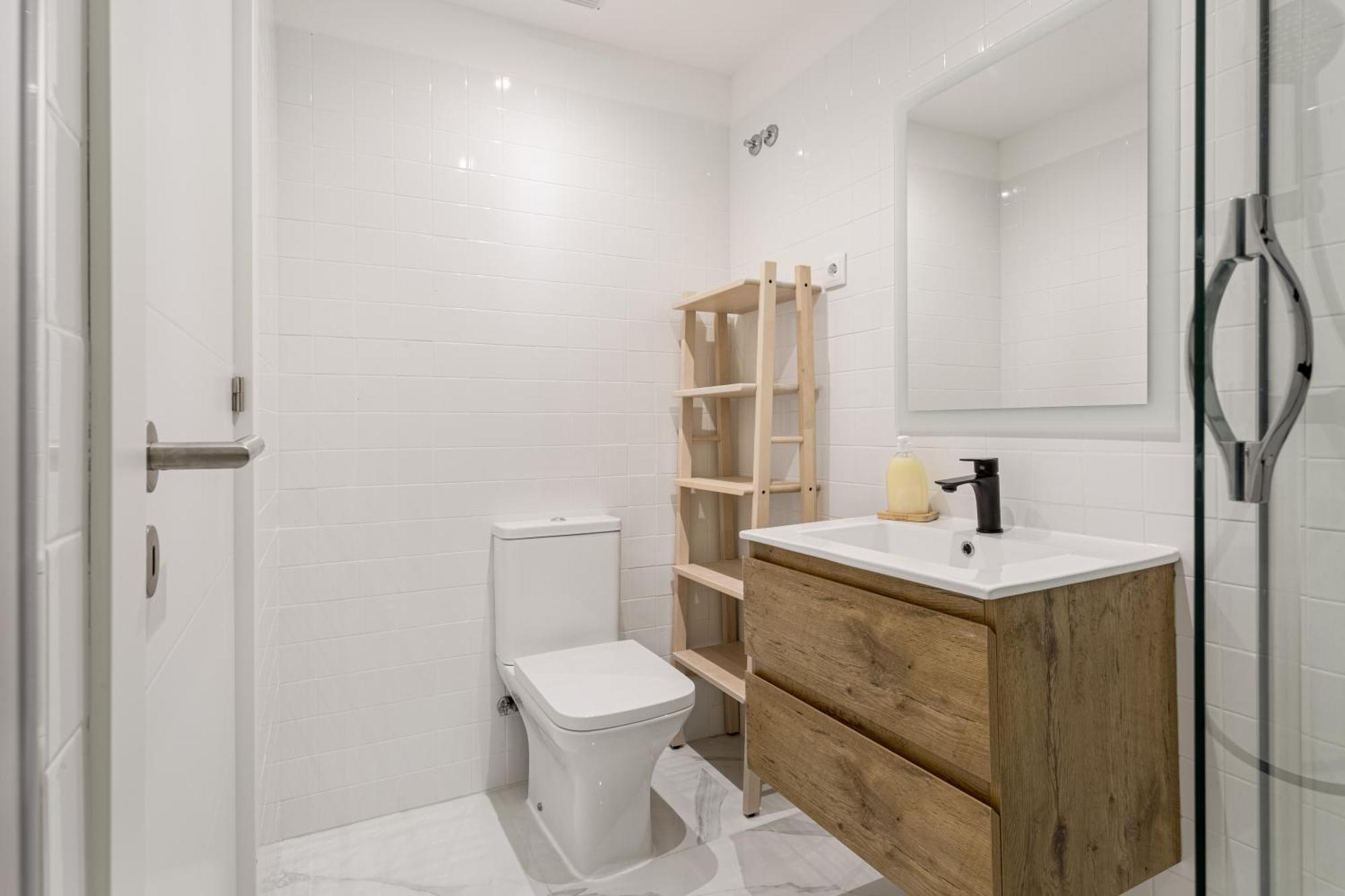 Joivy Minimalistic Apt W Patio In Principe Real Lissabon Exterior foto